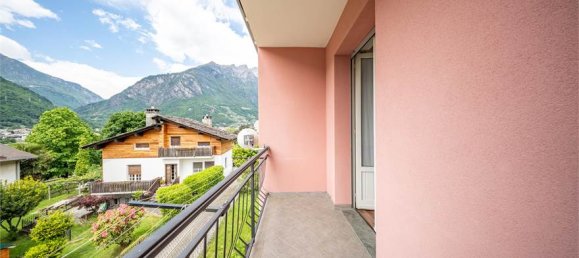 6 bedrooms House in Prata Camportaccio, Italy No. 377701 11