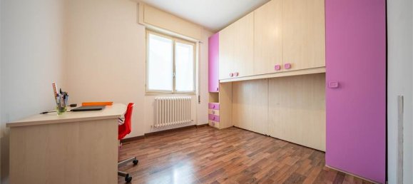 6 bedrooms House in Prata Camportaccio, Italy No. 377701 45