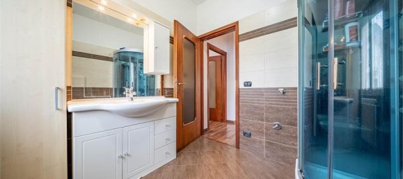 6 bedrooms House in Prata Camportaccio, Italy No. 377701 38