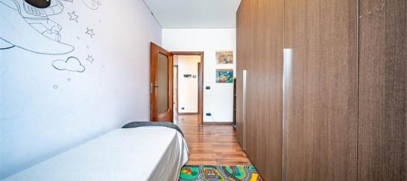 6 bedrooms House in Prata Camportaccio, Italy No. 377701 33