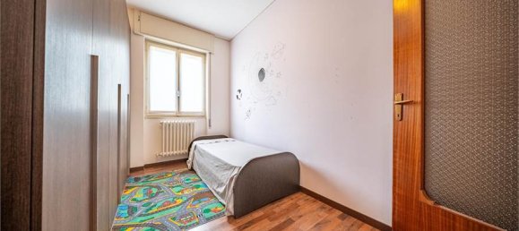 6 bedrooms House in Prata Camportaccio, Italy No. 377701 31