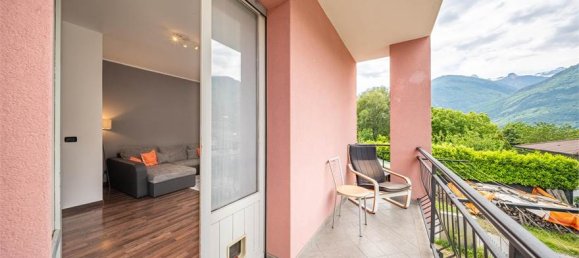 6 bedrooms House in Prata Camportaccio, Italy No. 377701 10