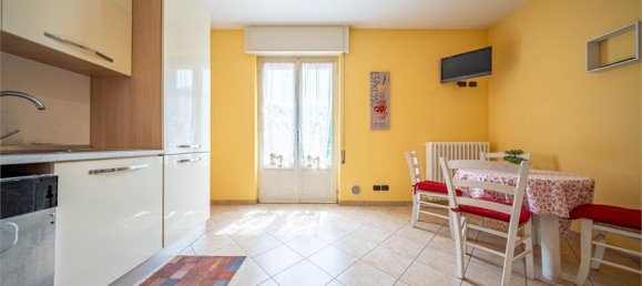 6 bedrooms House in Prata Camportaccio, Italy No. 377701 21