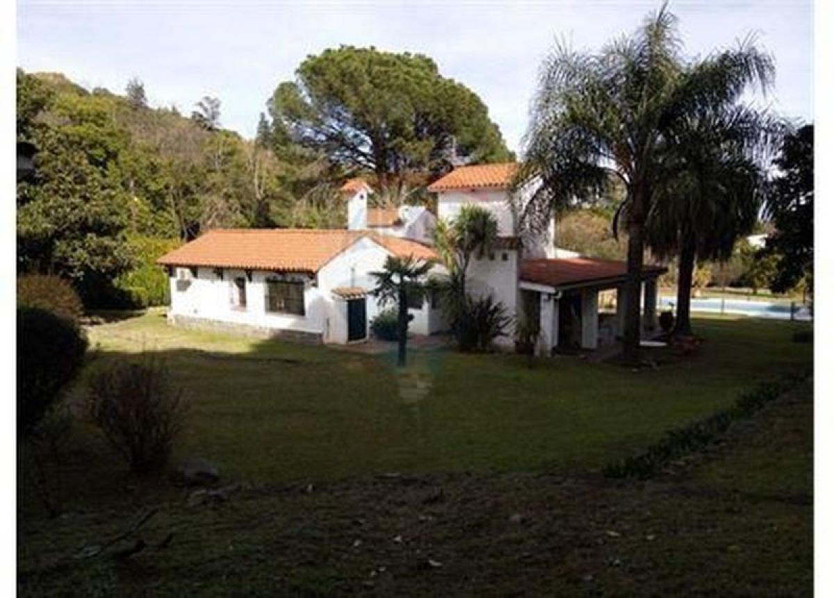 7 bedrooms House in Cordoba, Argentina No. 10261