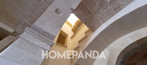 Edifício em Lecce, Italy 850 m² N.º 289675 6