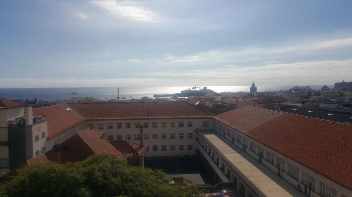 3 bedrooms Apartment in Funchal, Portugal No. 226