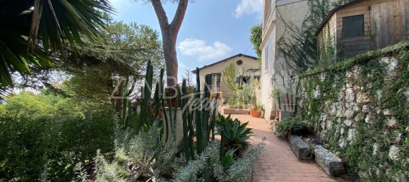 5غرفة فيلا في Terracina, Italy رقم 166371 9