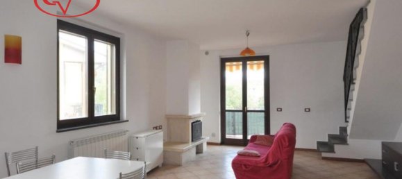 3 rooms Apartment in Montevarchi, Italy No. 230294 2