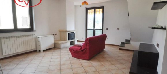 3 rooms Apartment in Montevarchi, Italy No. 230294 4