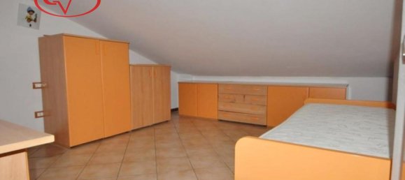 3 rooms Apartment in Montevarchi, Italy No. 230294 6