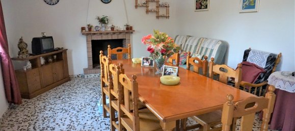 3 bedrooms House in Alcaucin, Spain No. 45174 16