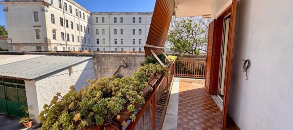 11 bedrooms Villa in Naples, Italy No. 313990 15