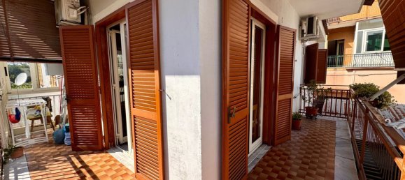 11 bedrooms Villa in Naples, Italy No. 313990 14