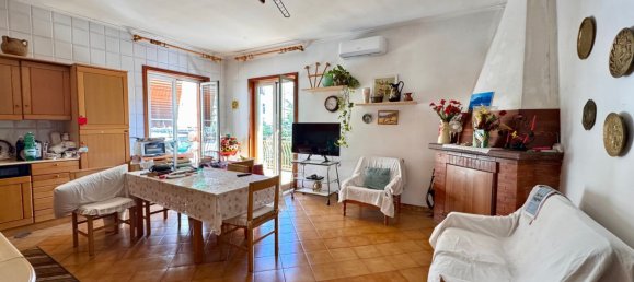 11 bedrooms Villa in Naples, Italy No. 313990 10