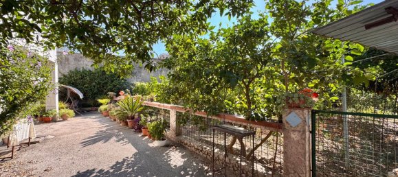 11 bedrooms Villa in Naples, Italy No. 313990 19