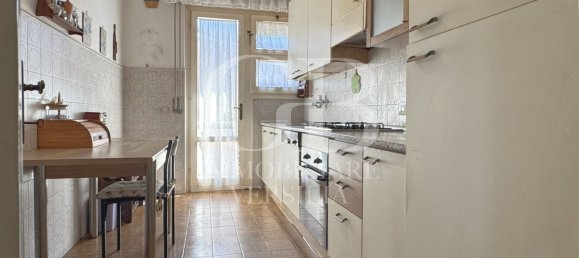 5 bedrooms Apartment in Camaiore, Italy No. 379032 5