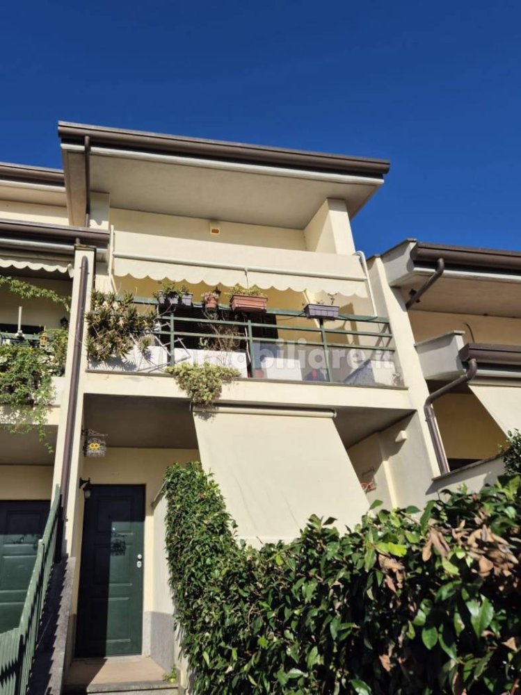 Apartamento de 2 dormitorios en Rome, Italy No. 333631