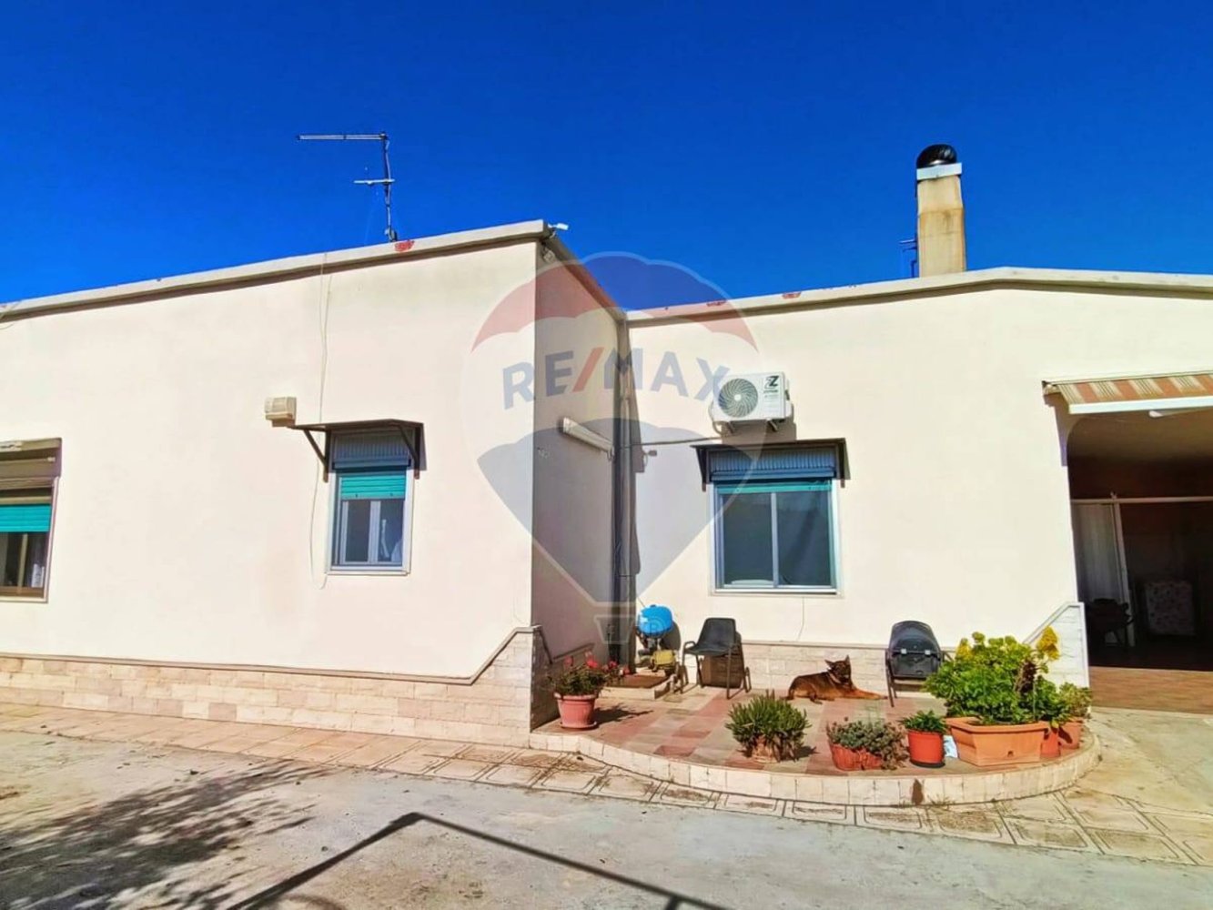 3غرفة فيلا في Brindisi, Italy رقم 270530