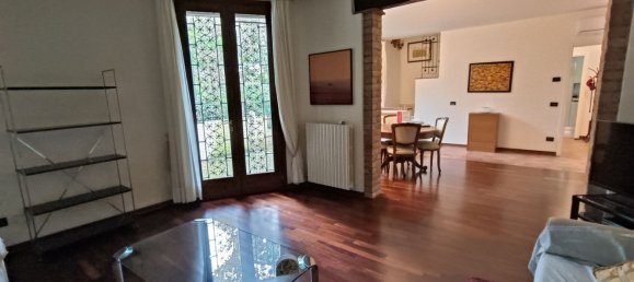 5 rooms House in Padua, Italy No. 96310 10