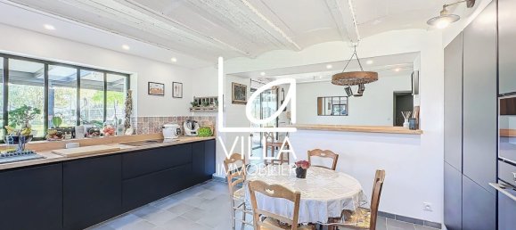 6 bedrooms House in Le Maisnil, France No. 218798 4