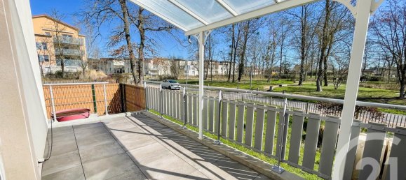 4 bedrooms House in Rhone, France No. 194492 4