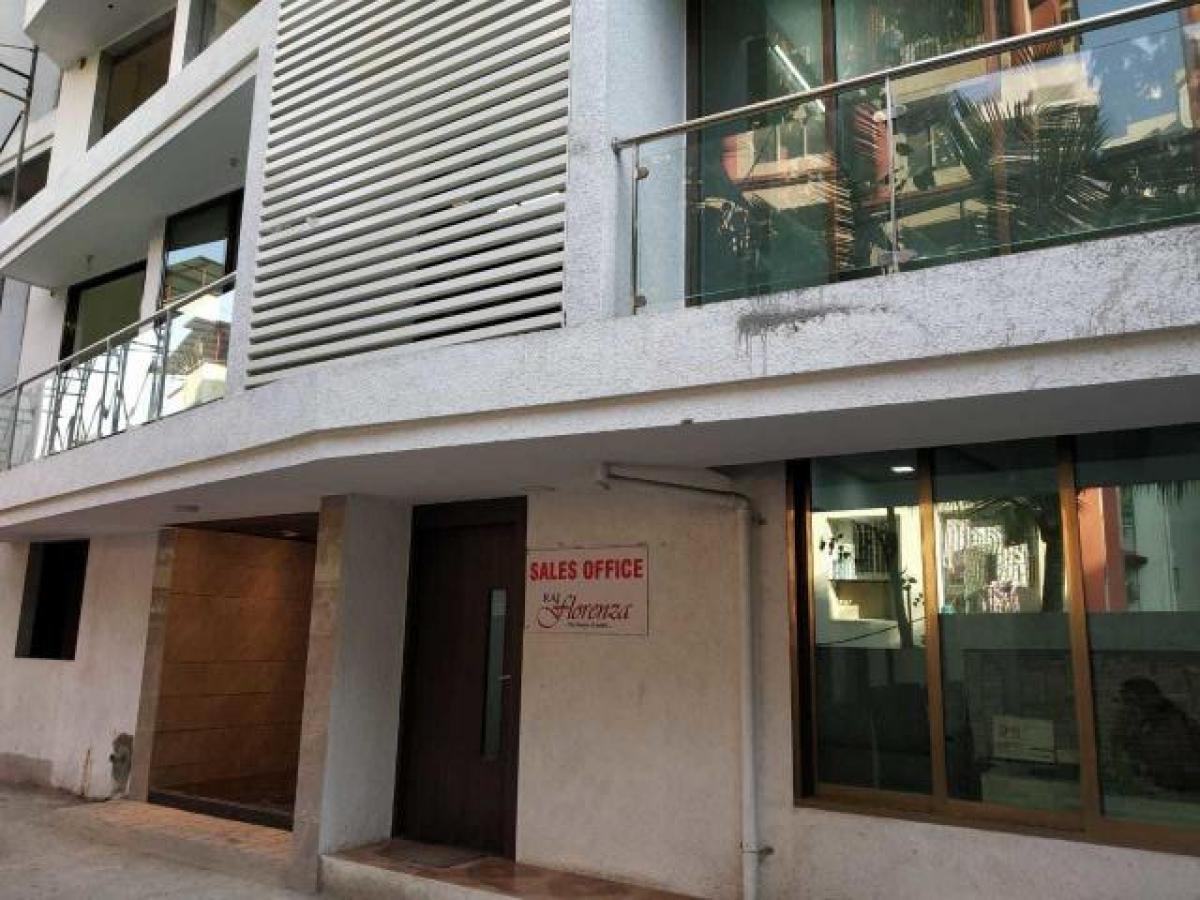 2 bedrooms House in Mumbai, India No. 28762