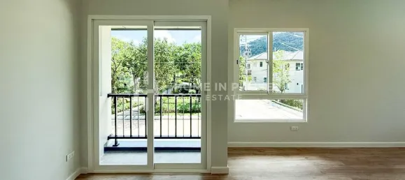 4 bedrooms House for sale in Phuket, Southern Thailand, Thailand № 70067 17