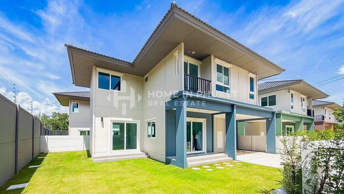 4 bedrooms House for sale in Phuket, Southern Thailand, Thailand № 70067