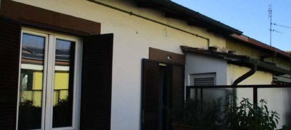 4 bedrooms Apartment in Rome, Italy No. 335039 9