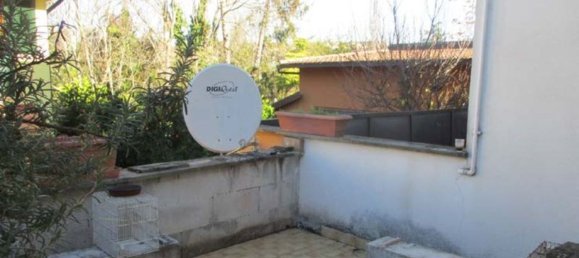 4 bedrooms Apartment in Rome, Italy No. 335039 8