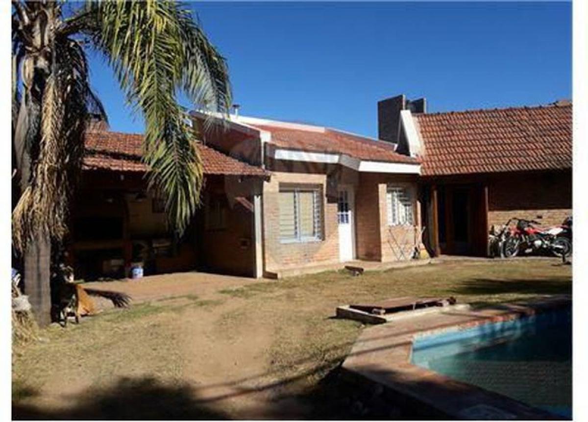 3 bedrooms House in Cordoba, Argentina No. 7310