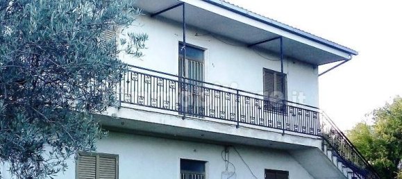 4 bedrooms Villa in Lattarico, Italy No. 166100 2