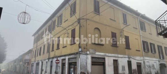 2 bedrooms Apartment in Sedriano, Italy No. 13038 8