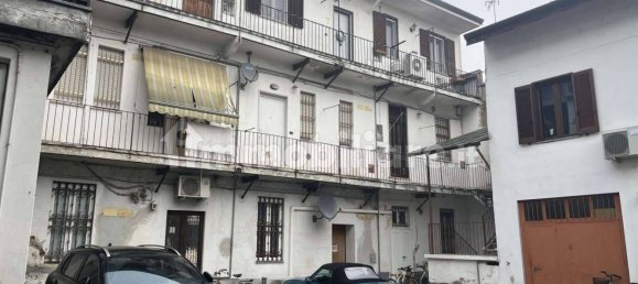 2 bedrooms Apartment in Sedriano, Italy No. 13038 10