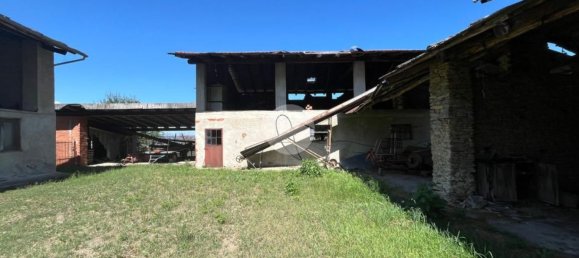 10 rooms House in Barge, Italy No. 279515 6