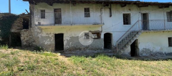 10 rooms House in Barge, Italy No. 279515 3