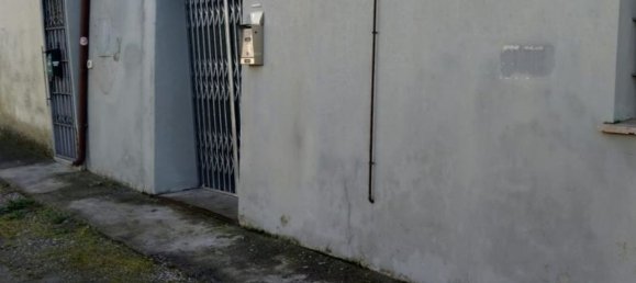 2 rooms Apartment in Cento, Italy No. 94251 3