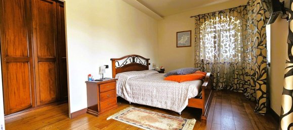 4 bedrooms Villa in Cherasco, Italy No. 126831 23