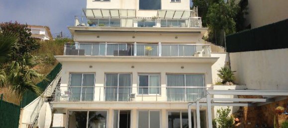 5 bedrooms Villa in Sitges, Spain No. 4241 3