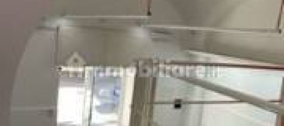 Imóvel comercial de 2 divisões em Salerno, Italy N.º 319200 3