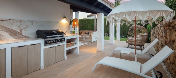 4 bedrooms Villa in Marbella, Spain No. 112809 4