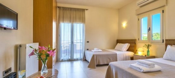 4 bedrooms Commercial property in Chania, Greece No. 229 11