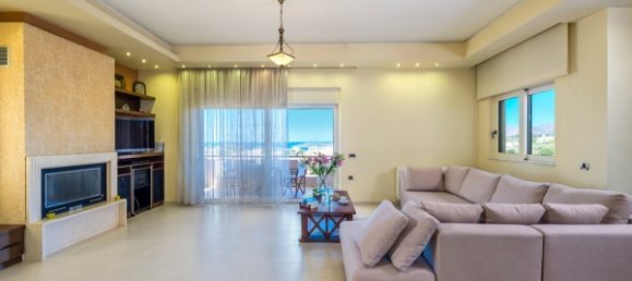 4 bedrooms Commercial property in Chania, Greece No. 229 2