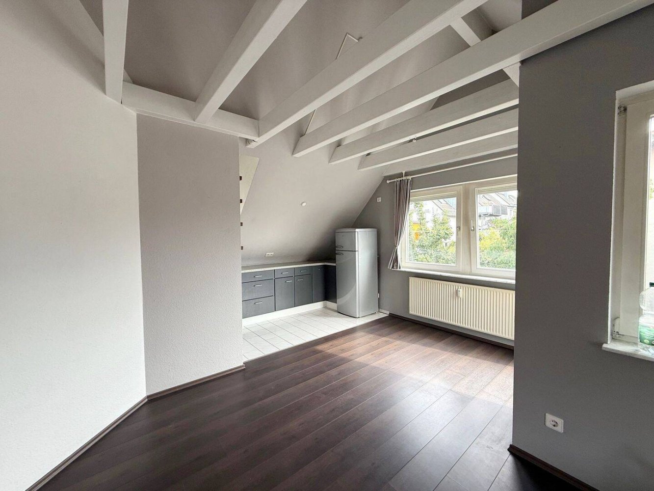 2غرفة شقة في Esslingen, Germany رقم 268619