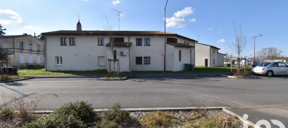 2 bedrooms Apartment in Saint-Louis-de-Montferrand, France No. 104700 3