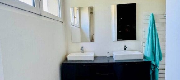 4 bedrooms House in Montmorency, France No. 181051 15