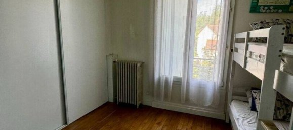 4 bedrooms House in Montmorency, France No. 181051 16