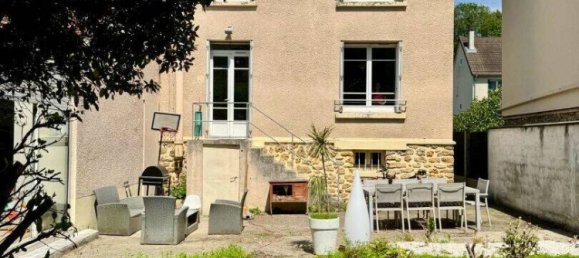 4 bedrooms House in Montmorency, France No. 181051 14