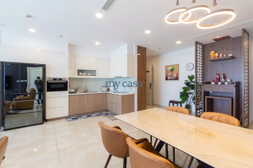 3 chambres appartement à louer à District 1, Ho Chi Minh, Vietnam № 9061