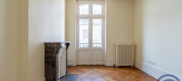 2 Schlafzimmer Wohnung in Tours, France, Nr. 152496 9
